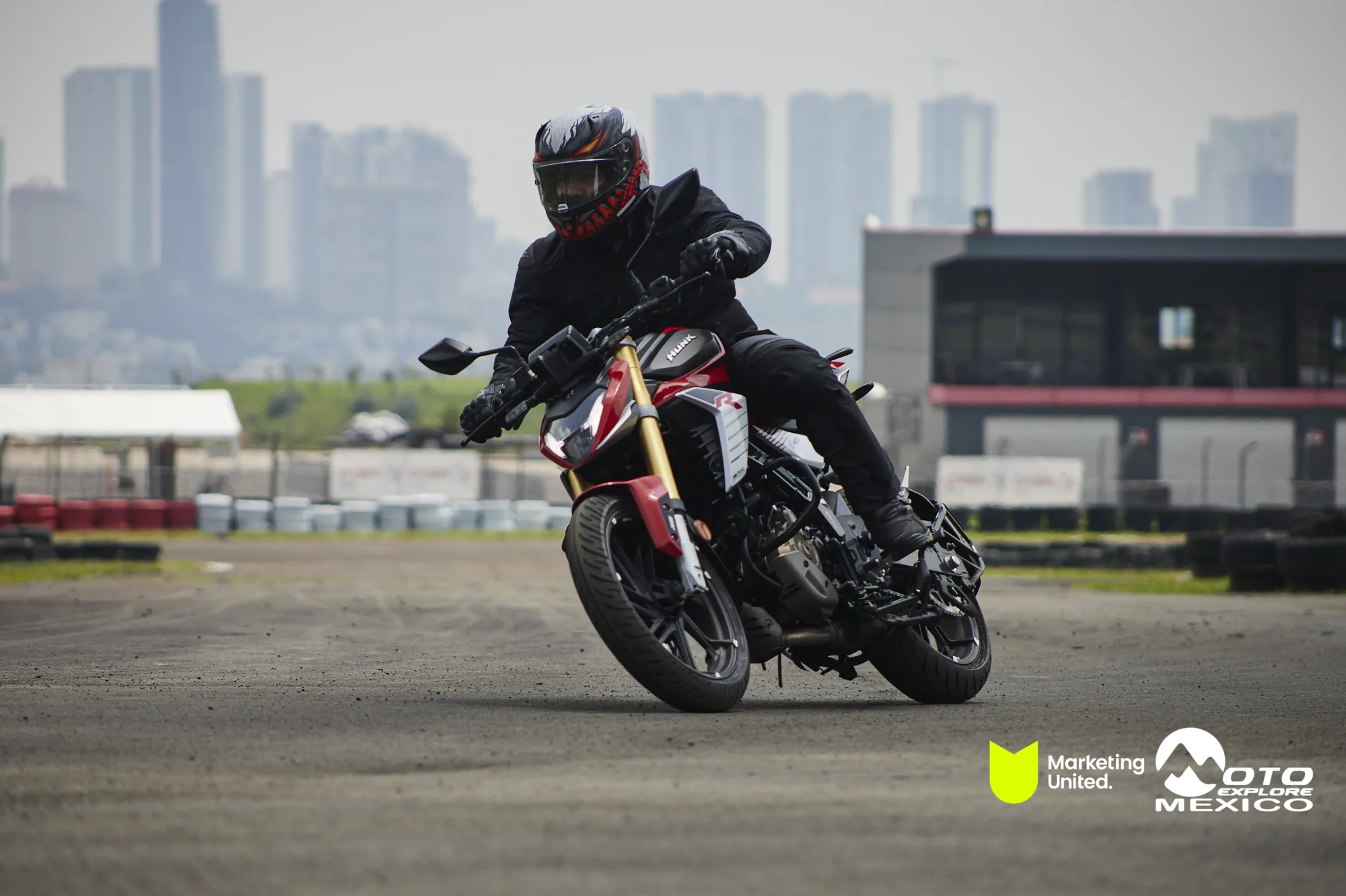 HUNK TRACKDAY 346